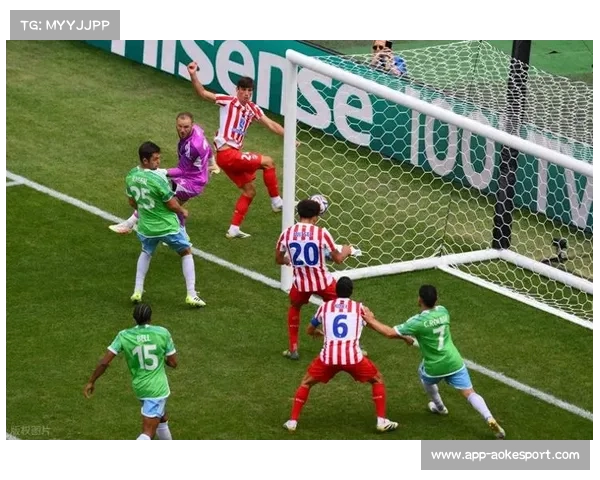 西雅图海湾人与洛杉矶银河展开激烈对决 赛季关键战一触即发