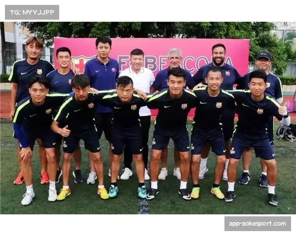 拉玛西亚青训营更新教案,增设“小组协同压迫”专项训练课程 拉玛西亚青训营更新教案,增设“小组协同压迫”专项训练课程